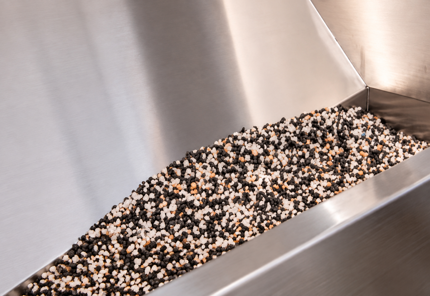 Kunststoffpellets.png